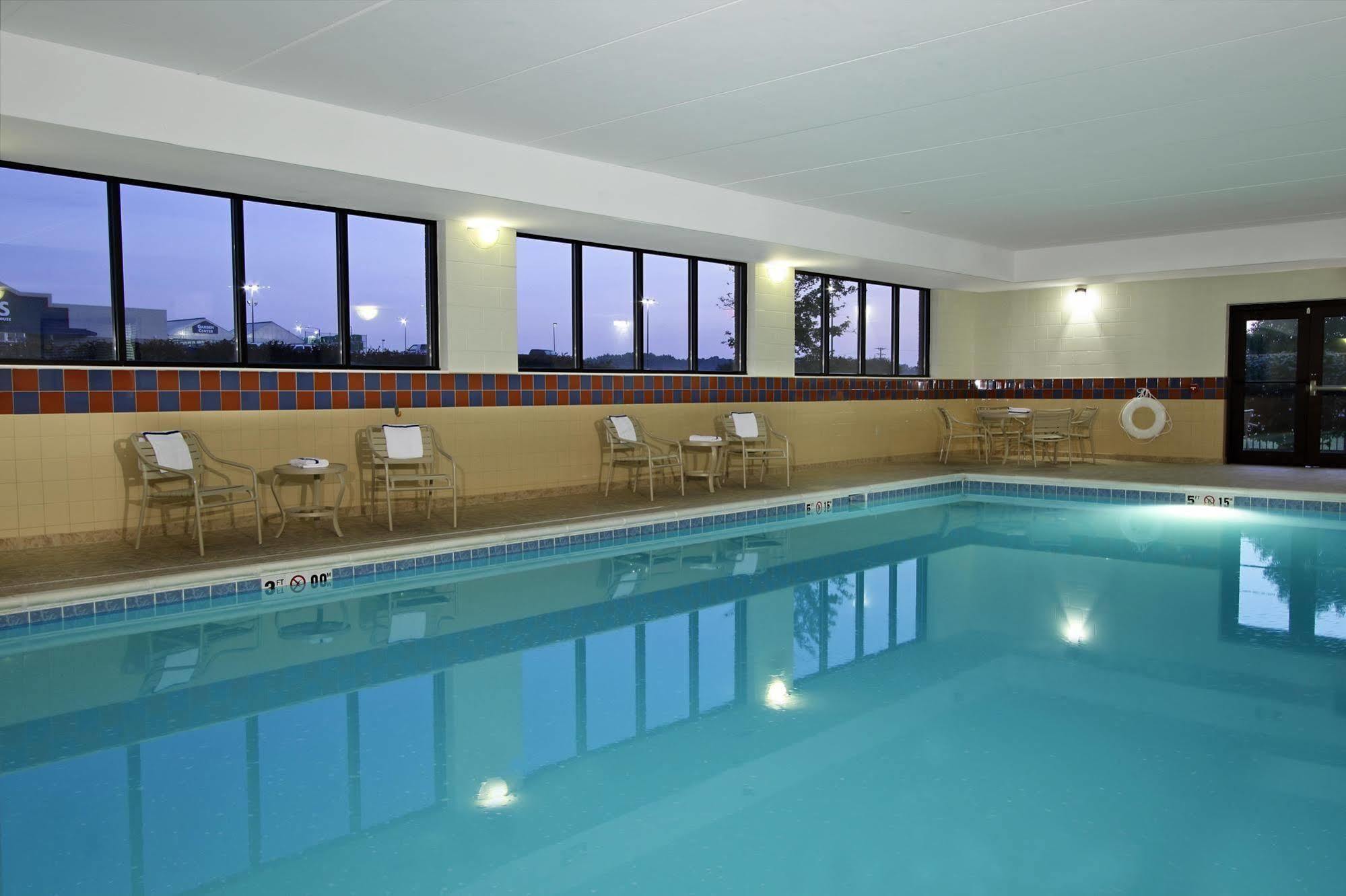 Hampton Inn & Suites Murray Extérieur photo